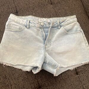 Women Jean shorts size 8